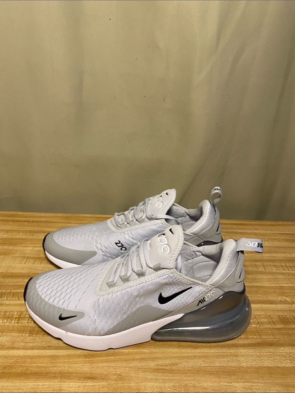 Nike Air Max 270 Pure Platinum Black AH6789-018 Women’s size 11
